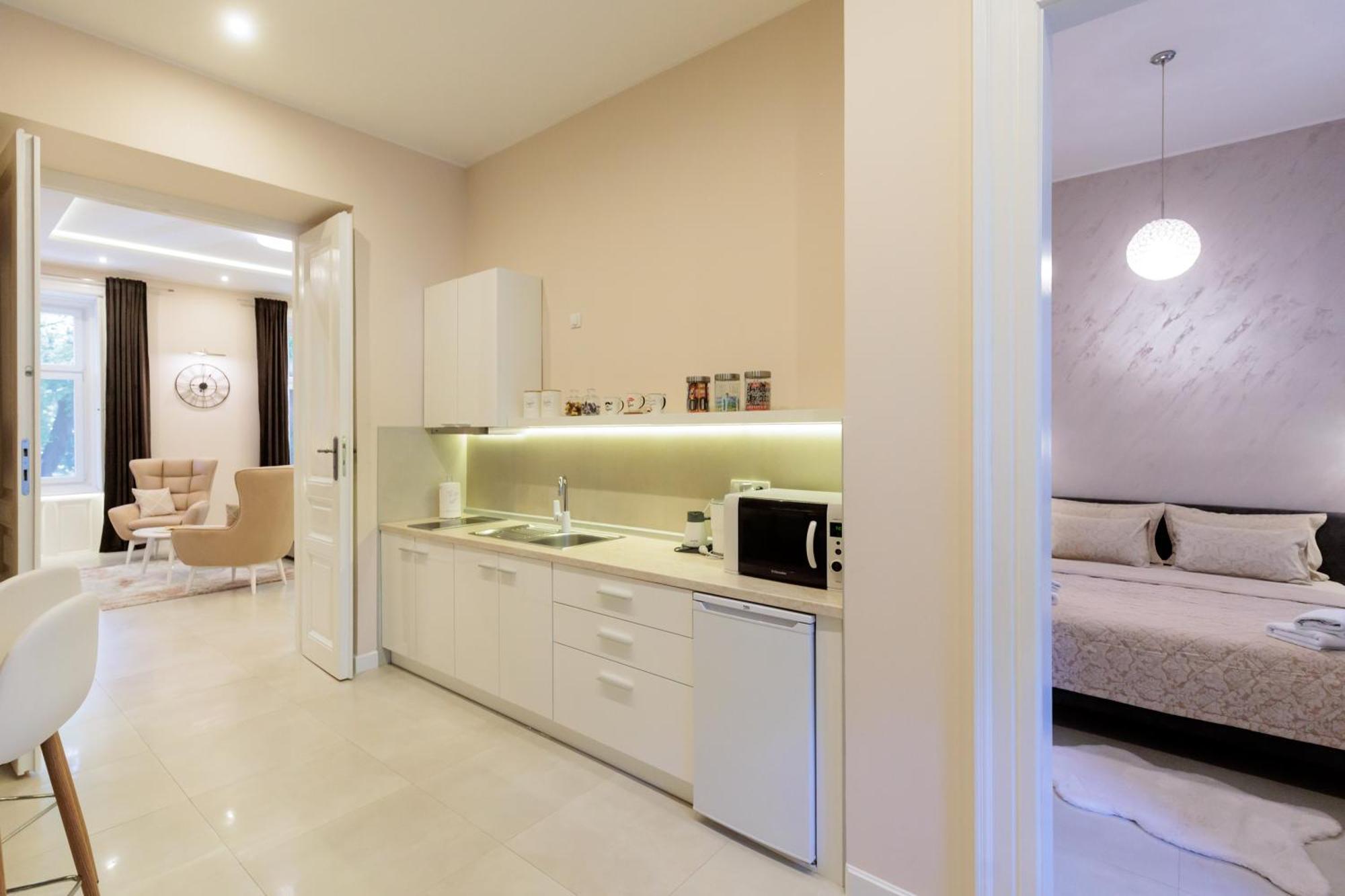 Apartman Mirakul Subotica Esterno foto