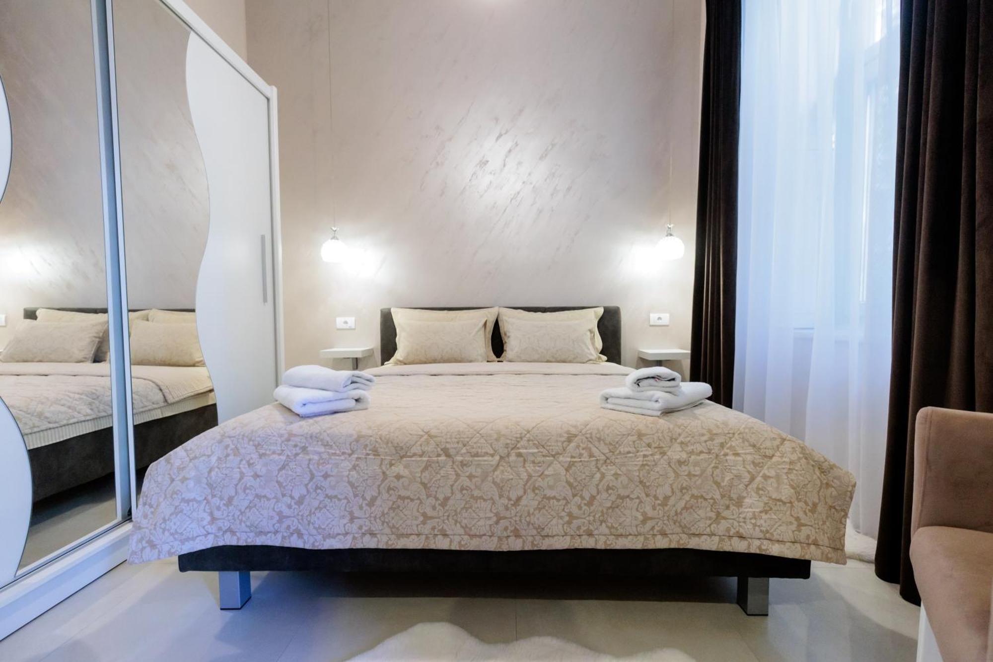 Apartman Mirakul Subotica Esterno foto